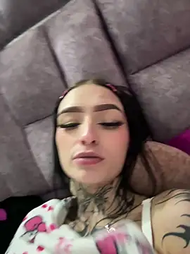 she-dulcen Webbikameraesitys