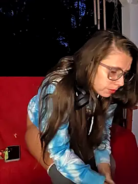 KittyWhispers: вебкам-шоу