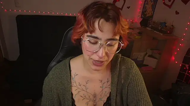 Miacatsito3's Live XXX Chat