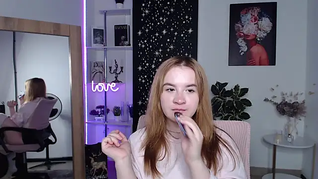 MollyShining's Live XXX Chat