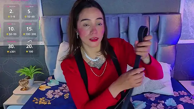 XXX chat uživo modela Cata_Jonees