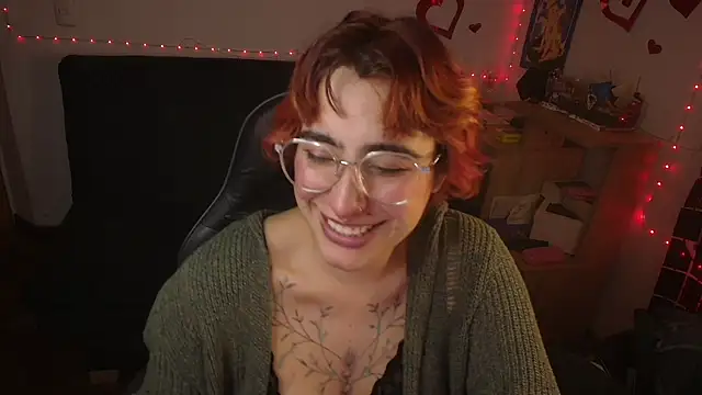 Miacatsito3's Live XXX Chat