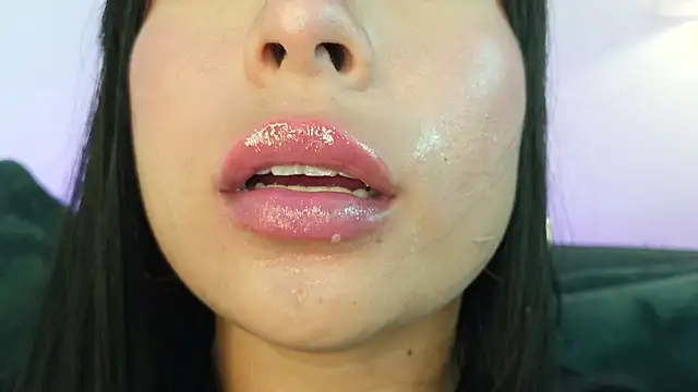 mia_roux1 现场XXX聊天