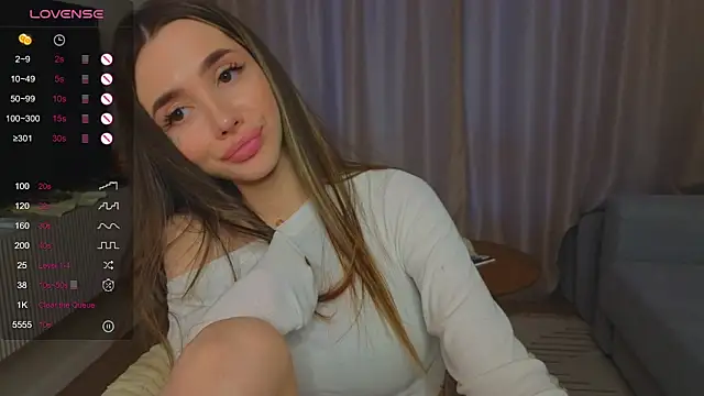 shuggybaby Adlı Modelin Canlı XXX Sohbeti
