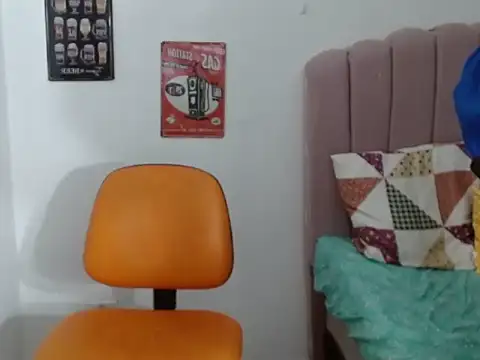 Evanss_lx Live XXX Chat