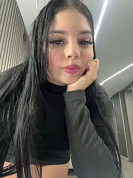 Hailey-Fox Chat XXX in diretta
