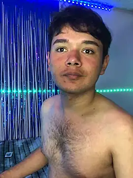 Kody_Royale Pertunjukan Webcam