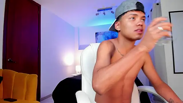 thiagosterling Live XXX Chat