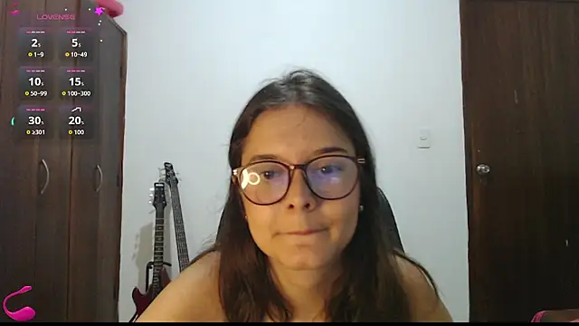 MadieeLorez Live XXX-chat