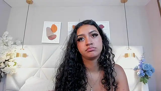 Czat XXX na żywo – Vaithiare_stone
