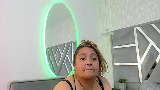 MonzerratBoyer Webcamshow