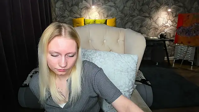 Elizabeth_Adams' Live XXX Chat