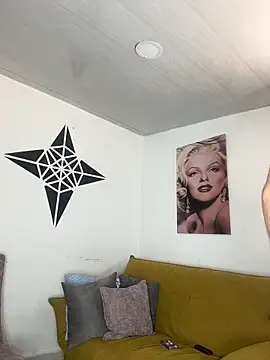 XXX chat uživo modela Mydreams69