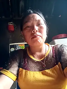 YeuAnhbigcock Show Webcam