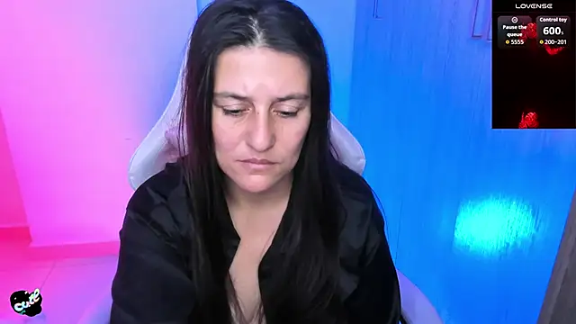 Saskyaa – Naživo XXX chat