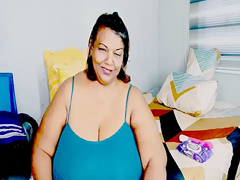 XXX chat uživo modela Sassy_Tassy