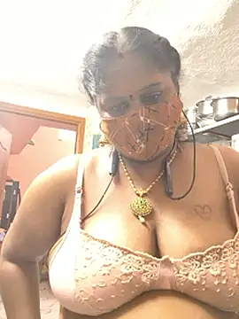revathisree 现场XXX聊天