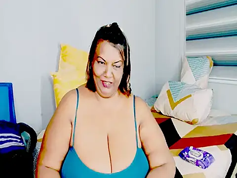 Sassy_Tassy's Live XXX Chat