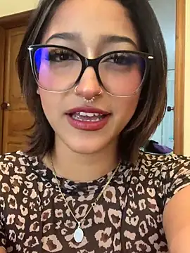Chat +18 de LilithMonette ao vivo