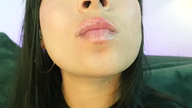 Živý XXX chat mia_roux1