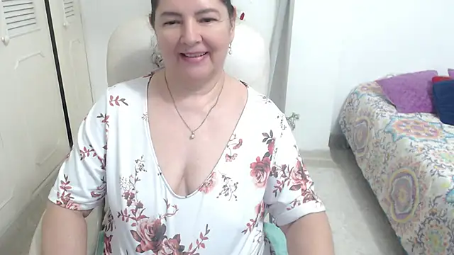 leonela_69 Chat XXX in diretta
