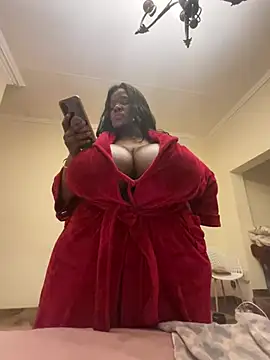 xXXSexyamazon's Webcam Show