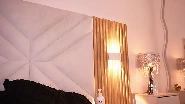 Ivi_Aiko's Live XXX Chat