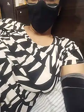 Rising_Queen's Webcam Show
