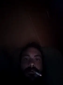 skrigul12's Live XXX Chat