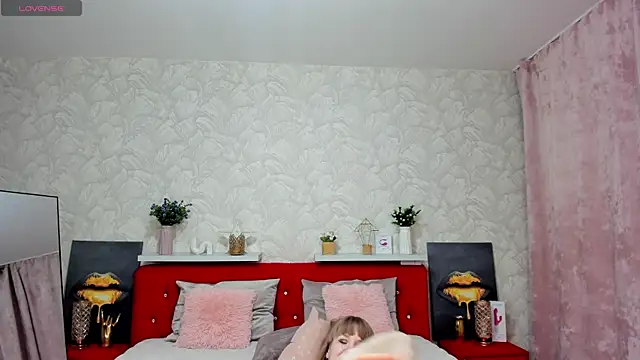 KattyPeachX Chat XXX in diretta