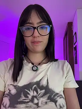Chat +18 de HinaSweet ao vivo