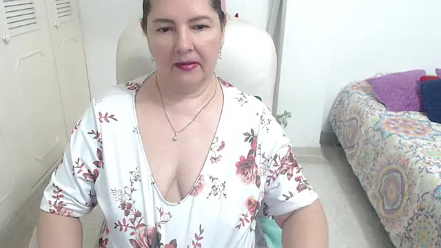 Chatroom XXX en direct de leonela_69