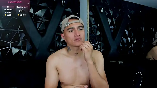 LiamDeep Live XXX Chat