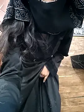 Pokazy przed kamerką – Noorkhatoon