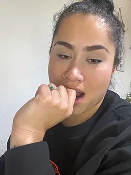 Sweet__Nurse1: απευθείας συνομιλία ΧΧΧ