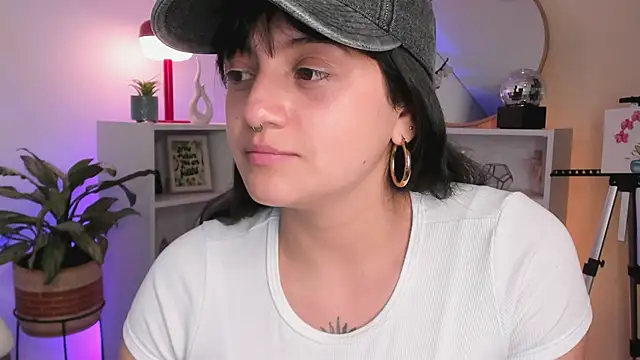 nahiapaws Live XXX-chat