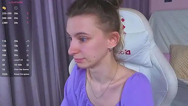 XXX chat uživo modela kaleriyaa_