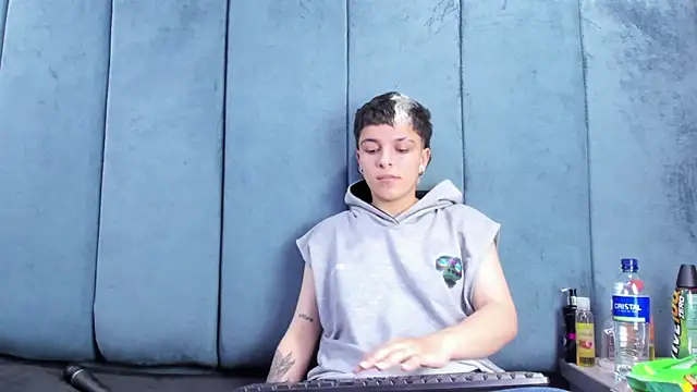 Megan_Thompson_ Obrolan Langsung XXX