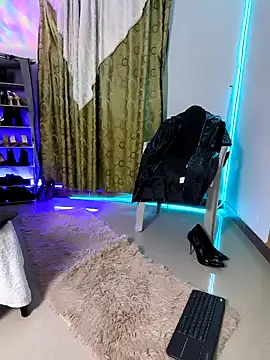 Rubi424 即時 XXX 聊天
