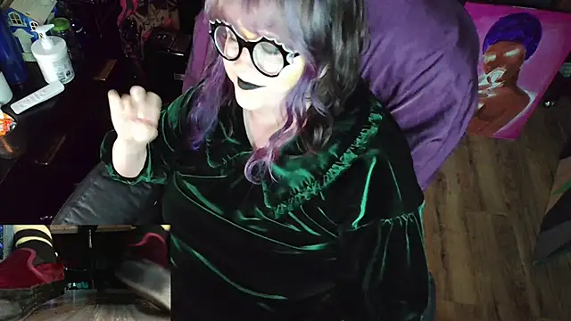 Sinstresshemlock's Webcam Show