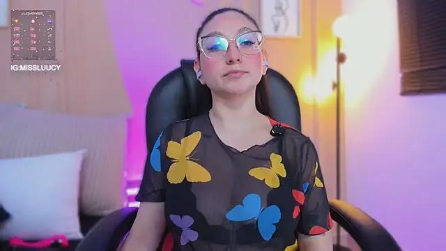 دردشة lucy_neil الجنسية المباشرة