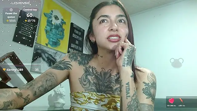 ZoeBakers_ Live XXX-chat