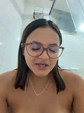 Rayssadss Adlı Modelin Canlı XXX Sohbeti