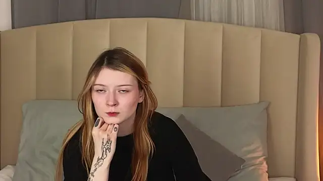 AlyssFrost Live XXX Chat