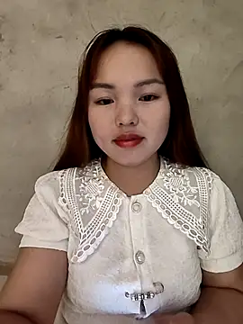 Mina_xYx 在線直播表演
