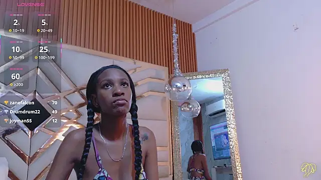 Chat XXX ao vivo de EbonyCoWorker