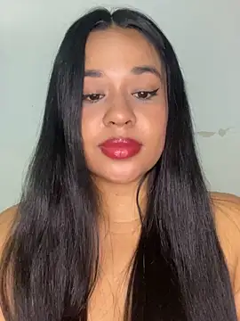 Chat +18 de Aitana98_ ao vivo