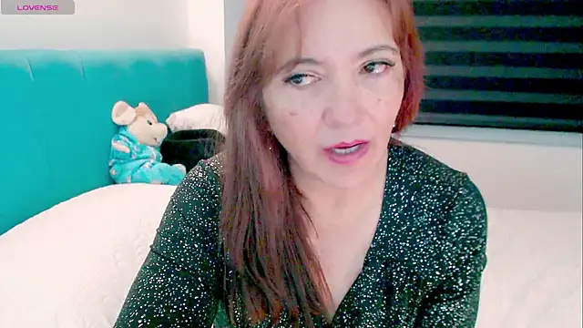 Kendraline1 Show in webcam