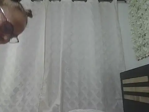 Chat +18 de ZAMY1 ao vivo