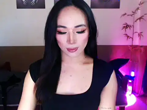 Spicy_kinkyn Webbikameraesitys